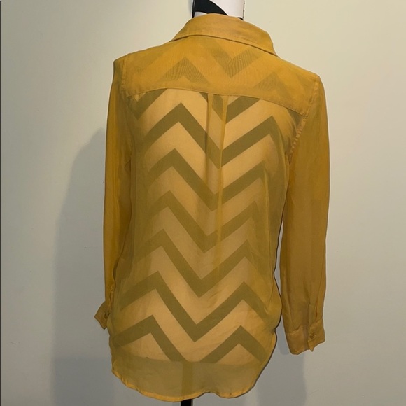 Women’s Love J Button Down Shirt - Picture 4 of 4